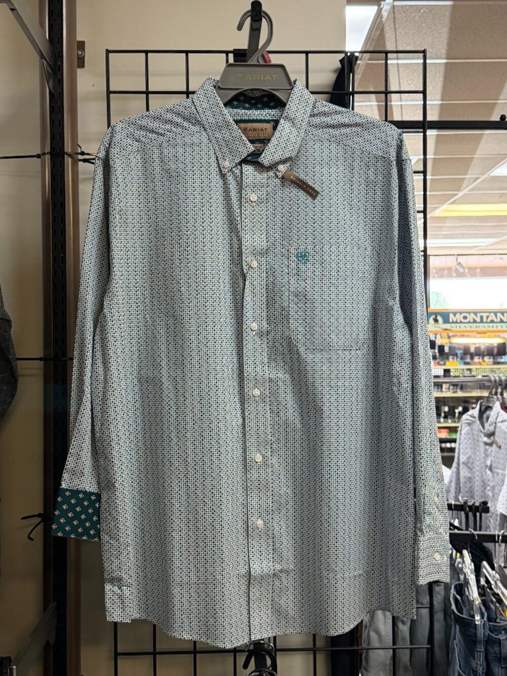 Ariat Men's Wrinkle Free Gage Classic Fit Long Sleeve Shirt - White Print